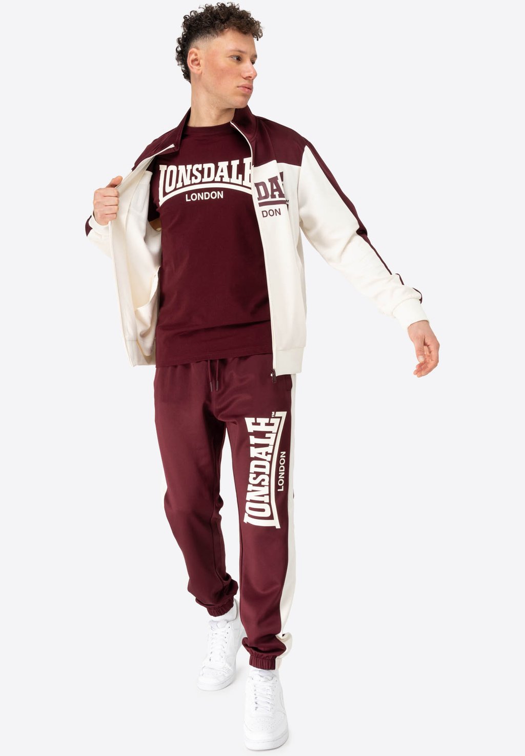 

Спортивный костюм Lonsdale, красный