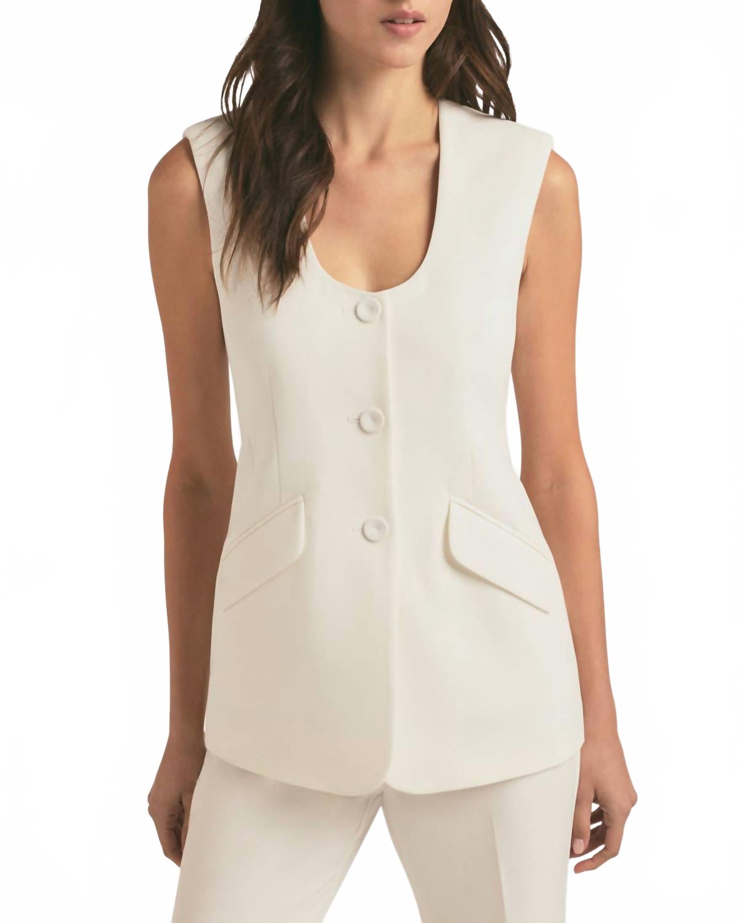 

Жилет без рукавов «Диана» цвета слоновой кости Favorite Daughter