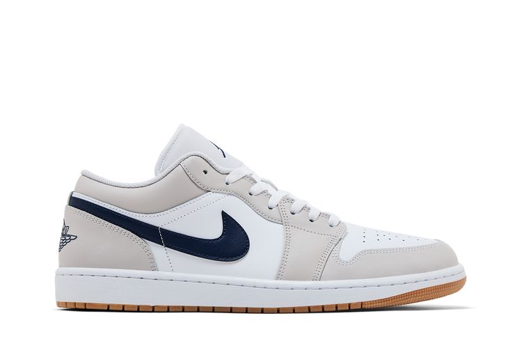

Кроссовки Air Jordan 1 Low 'Georgetown', белый