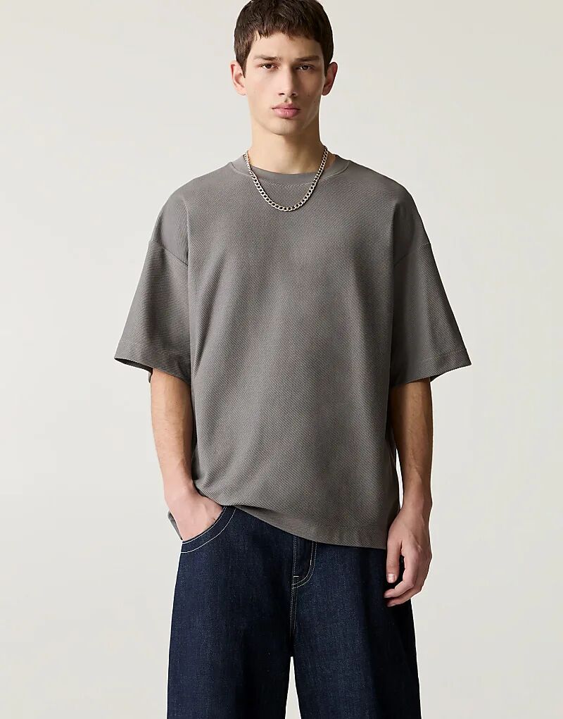 

Текстурированная толстовка с короткими рукавами Pull&Bear серого цвета