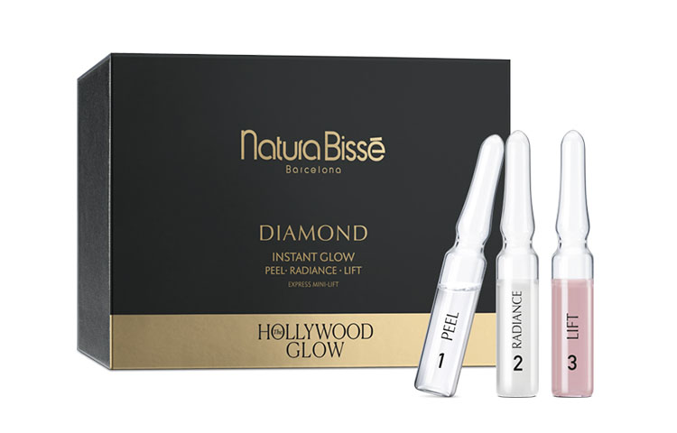 

Тройная восстанавливающая сыворотка для уплотнения, осветления, против морщин, увлажнения и отшелушивания NATURA BISSE