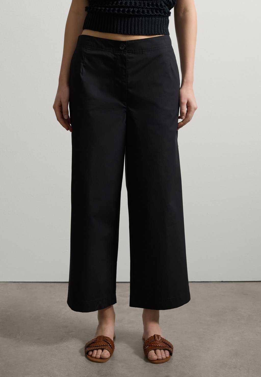 

Брюки STRAIGHT-FIT ANKLE Stefanel, черный