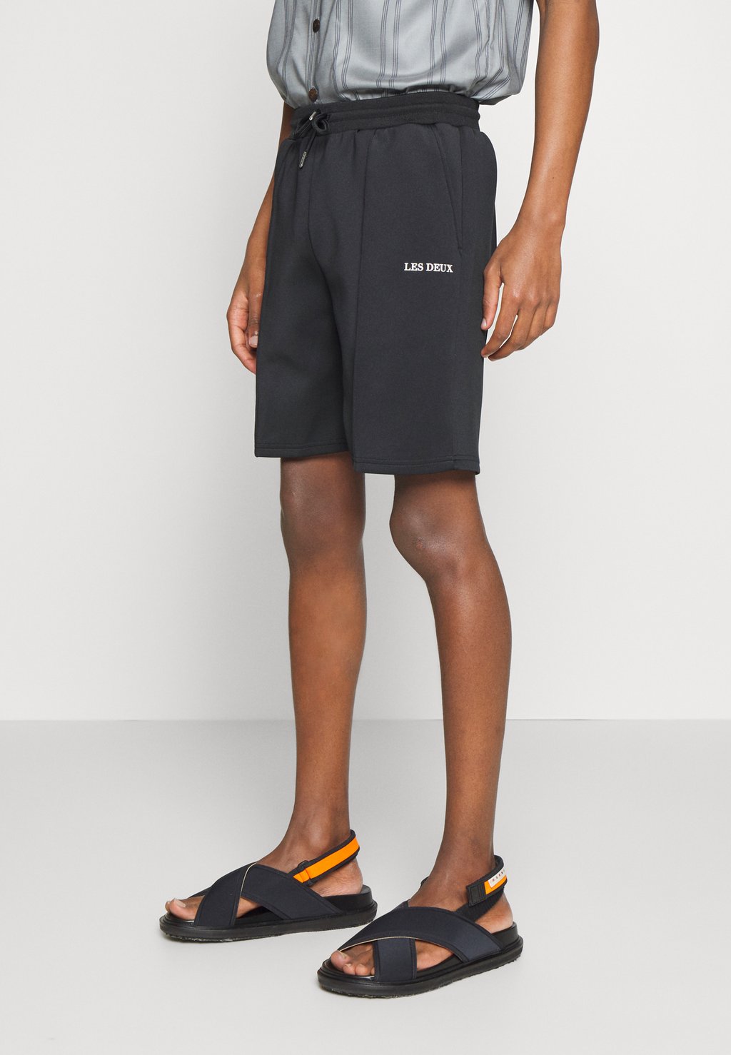 

Спортивные штаны BALLIER TRACK - Shorts Les Deux, черный