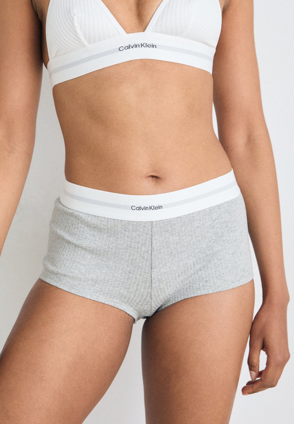 

Трусы BOYSHORT Calvin Klein Underwear, серый
