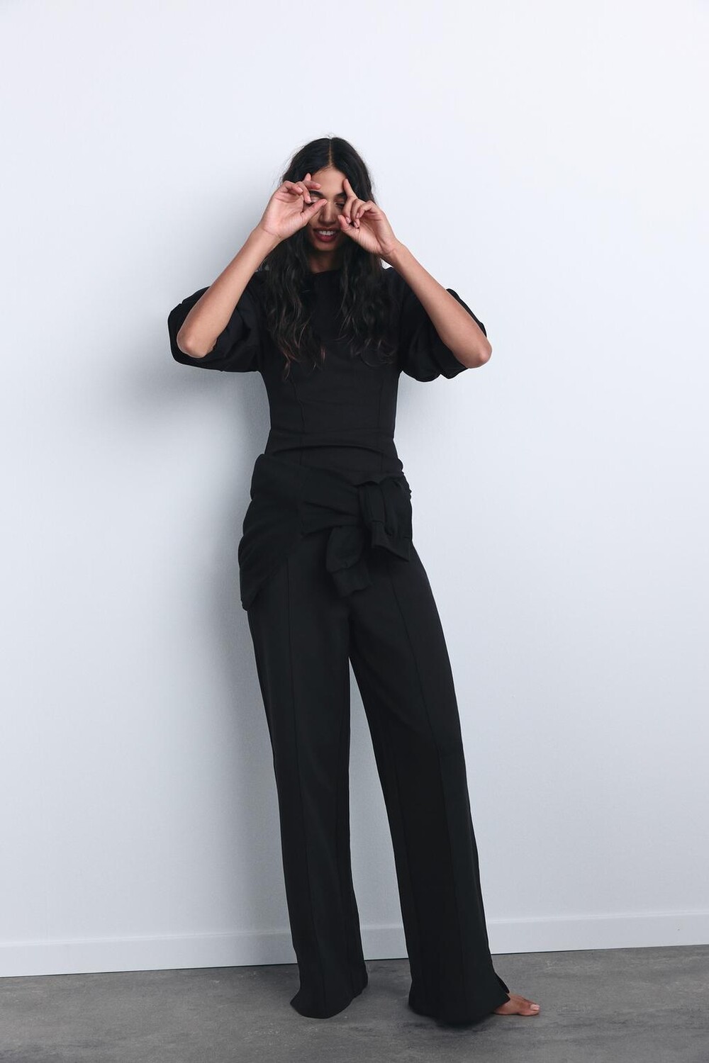 

Брюки из интерлокового трикотажа с шлицами ZARA, черный