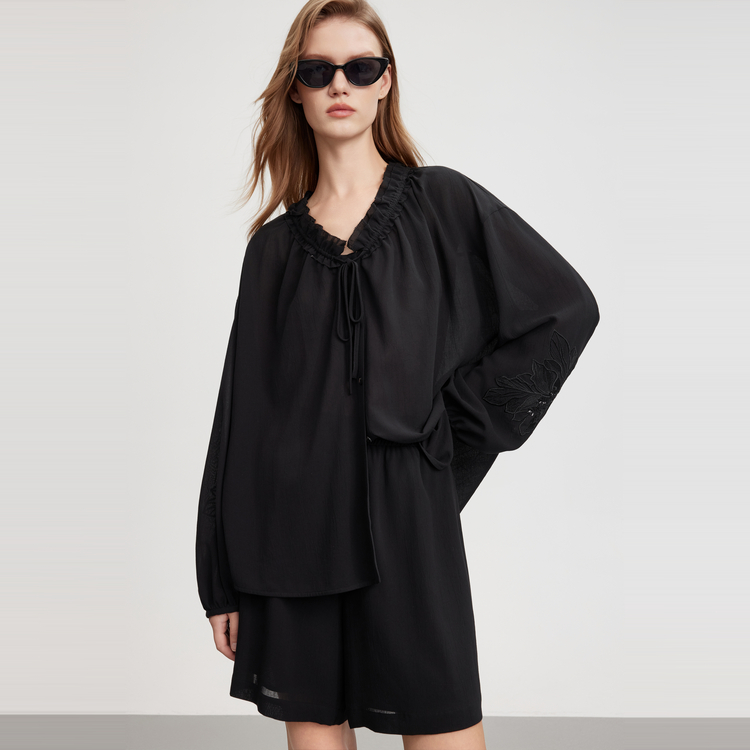 

Футболка женская V-образный вырез ELLE, черный