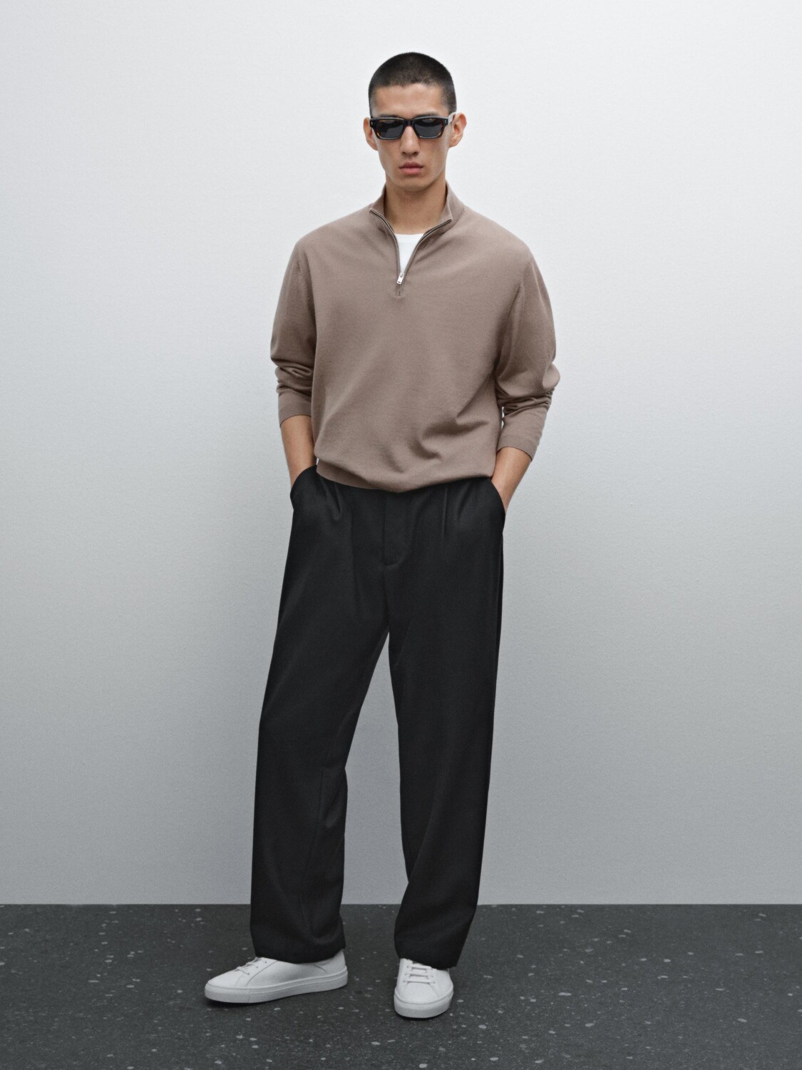 

Свитер с воротником-стойкой из 100% мериносовой шерсти Massimo Dutti, экрю