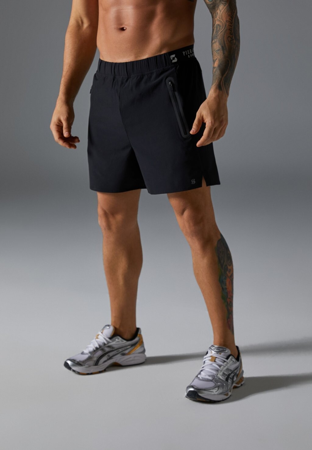 

Спортивные шорты Pier One Sport, черные
