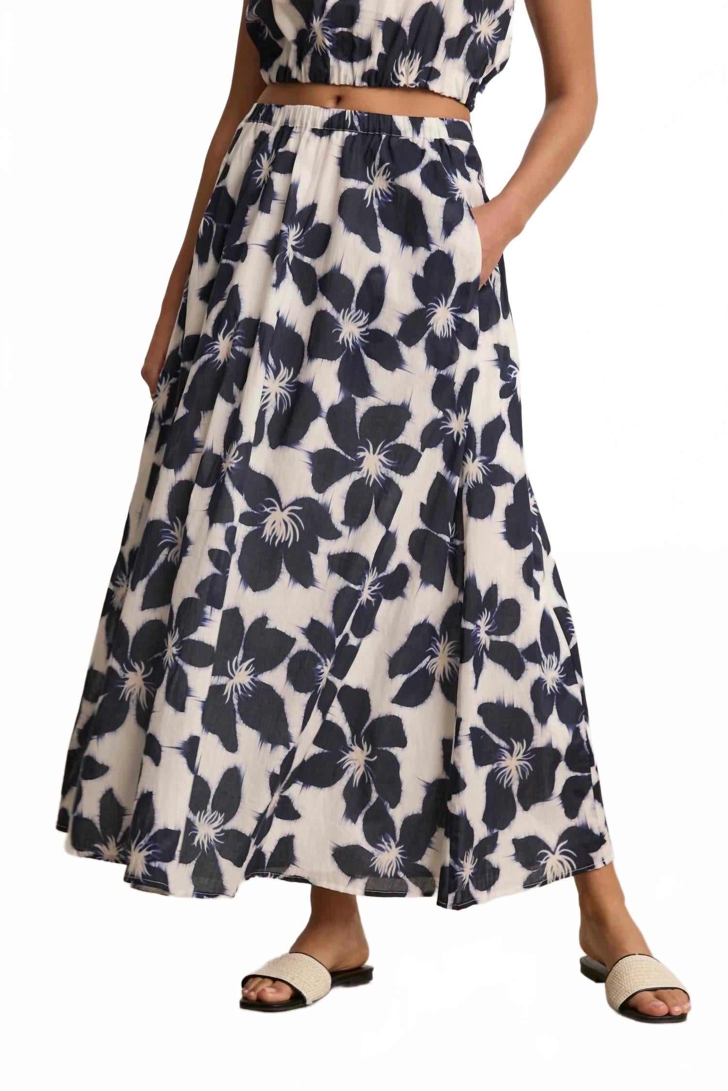 

Длинная юбка Jess в цвете асул Velvet by Graham & Spencer, Asul