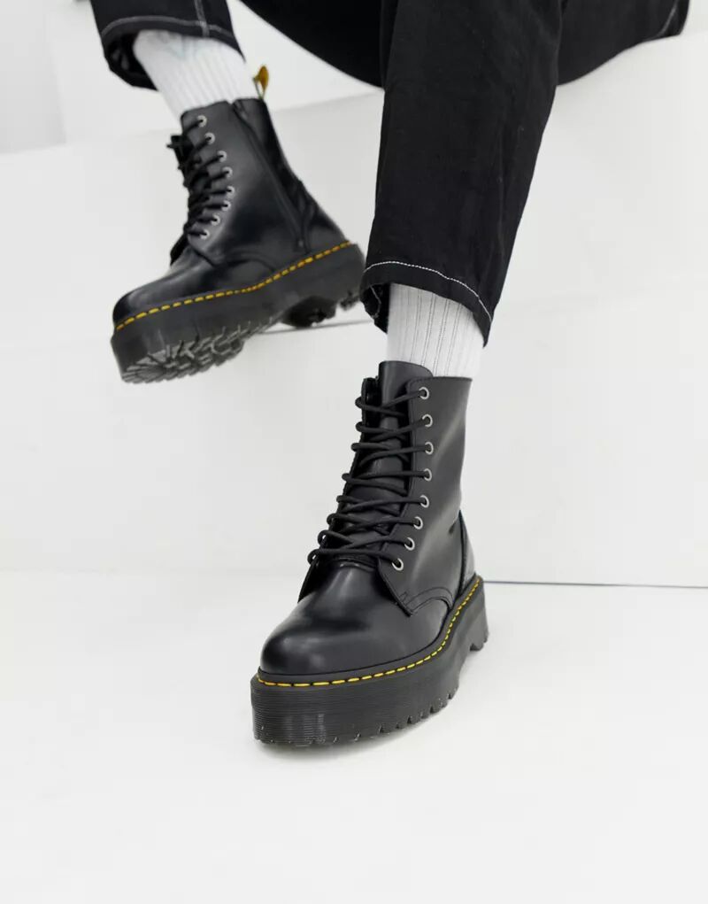 

Ботинки из гладкой кожи на платформе Dr Martens Jadon с 8 люверсами