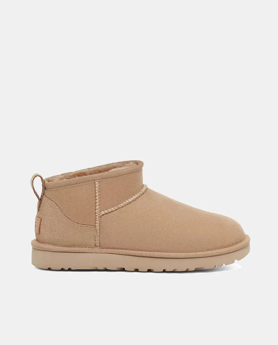 Женские кожаные ботильоны Classic Ultra Mini на меховой подкладке UGG, бежевый