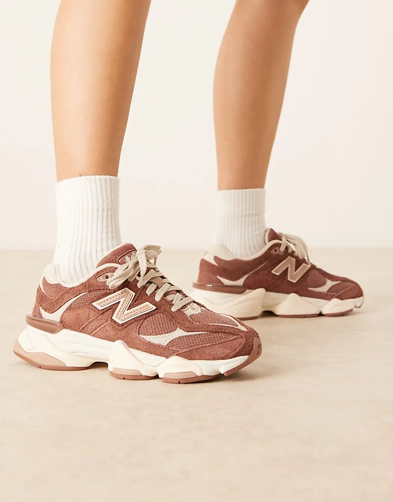Кроссовки унисекс New Balance 9060 коричневого цвета