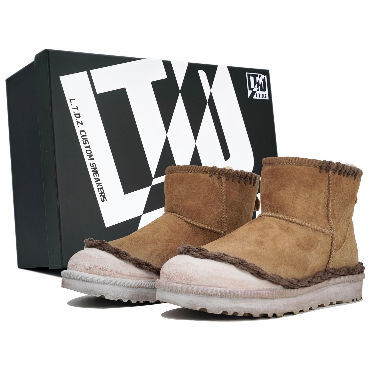 

CLASSIC MINI Зимние ботинки женские белый Ugg