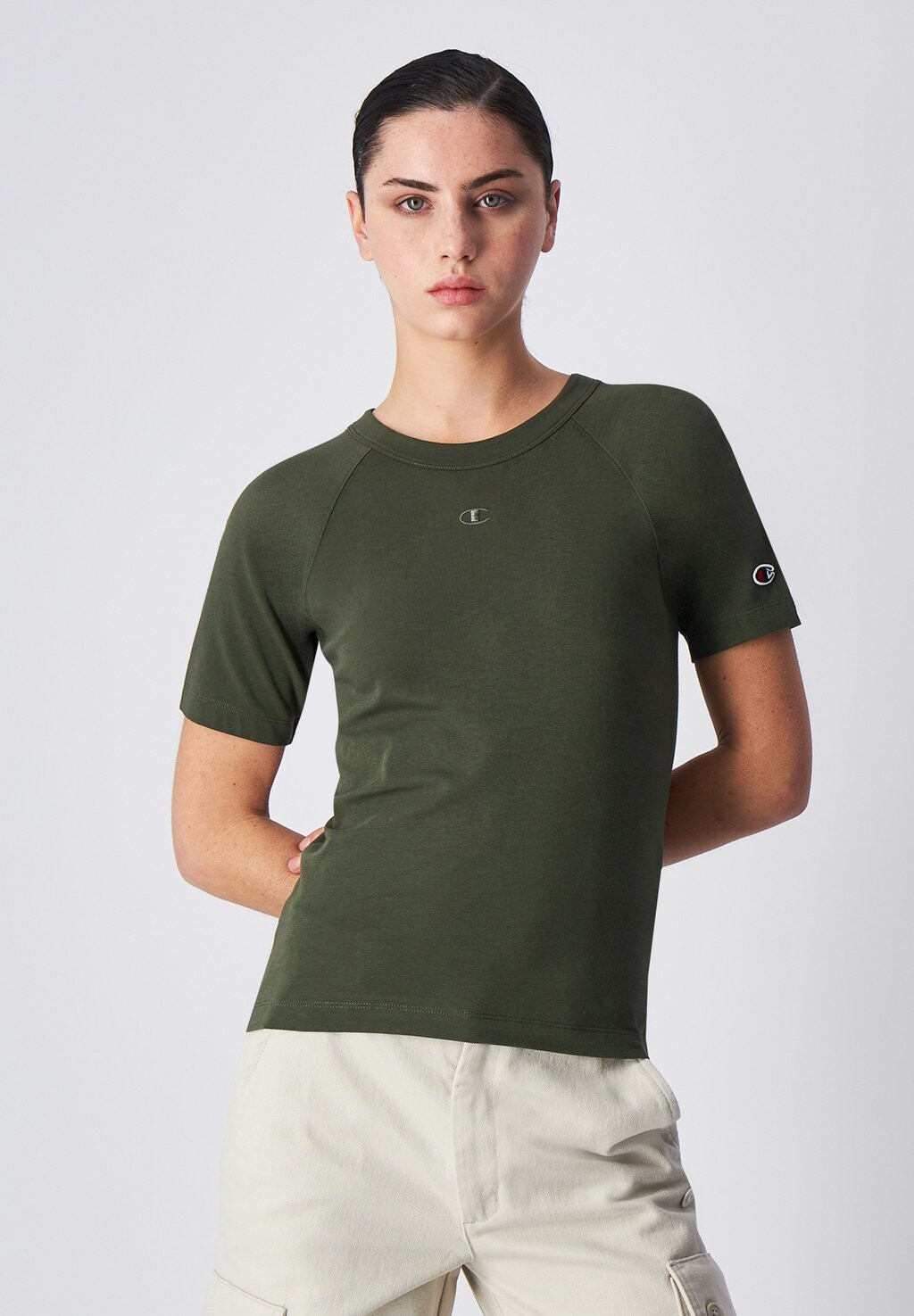 

Базовая футболка CREWNECK SCRIPT SHOP Champion, оливковый