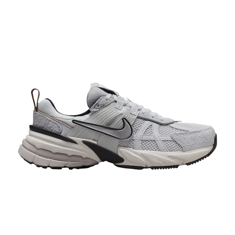 Кроссовки Nike Wmns V2K Run, серый