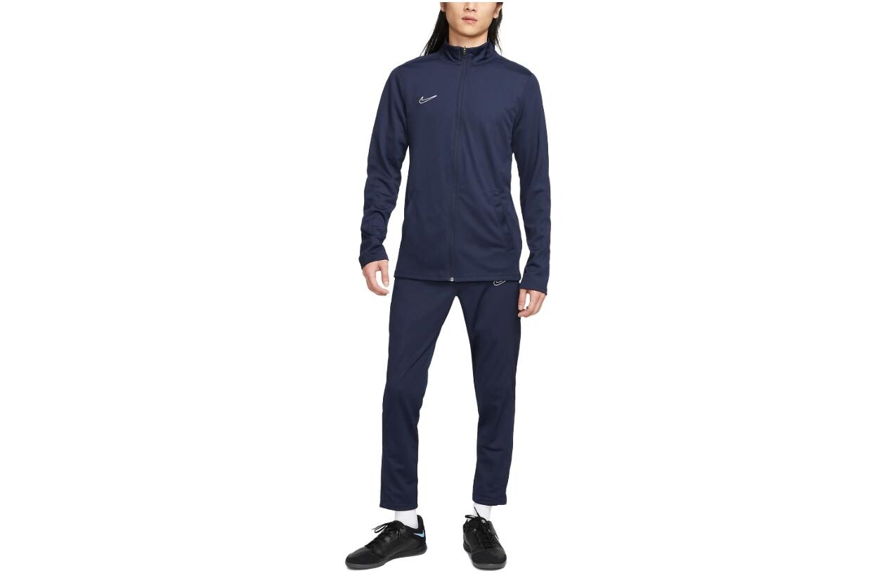 

Повседневная спортивная одежда для мужчин Nike