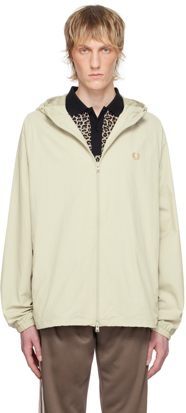 

Серая вышитая куртка Fred Perry