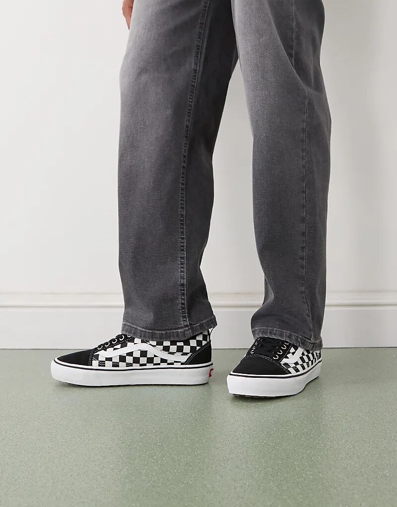 Утеплённые кроссовки Vans Mte Old Skool в черно-белую клетку
