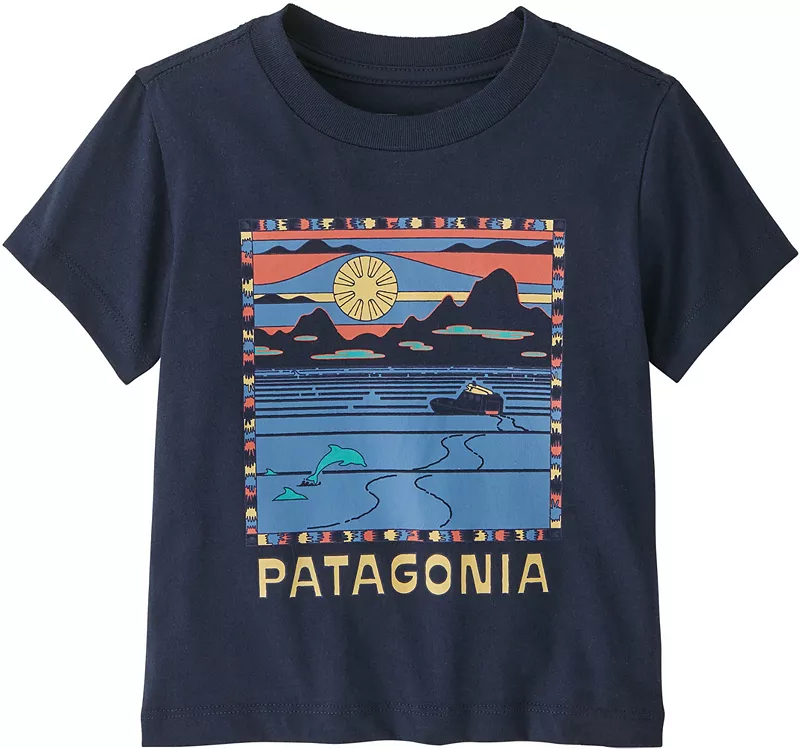 

Футболка с рисунком Patagonia для младенцев, цвет Summit Swell/New Navy