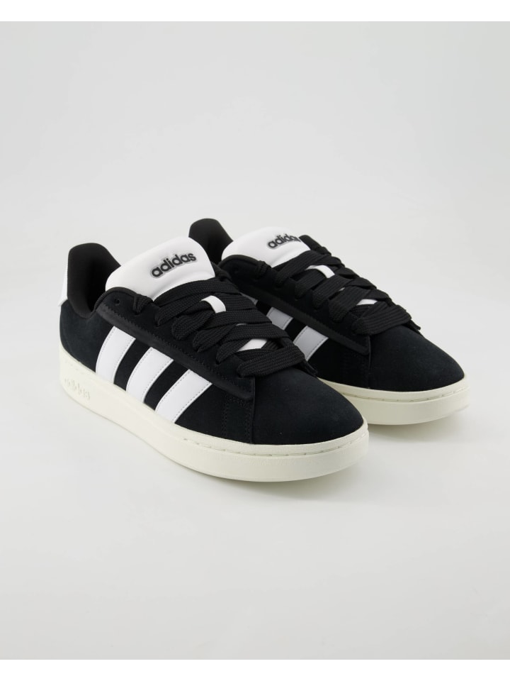 

Кроссовки на шнуровке adidas, черный