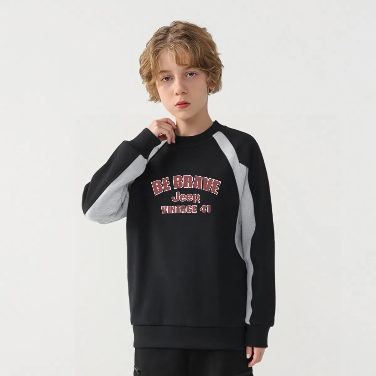 Свитшот детский Grade School с круглым вырезом Moderate Jeep, Black Gray — фото 4