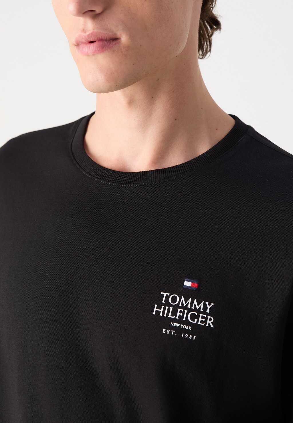 

Топ с длинными рукавами STACK TEE Tommy Hilfiger, черный