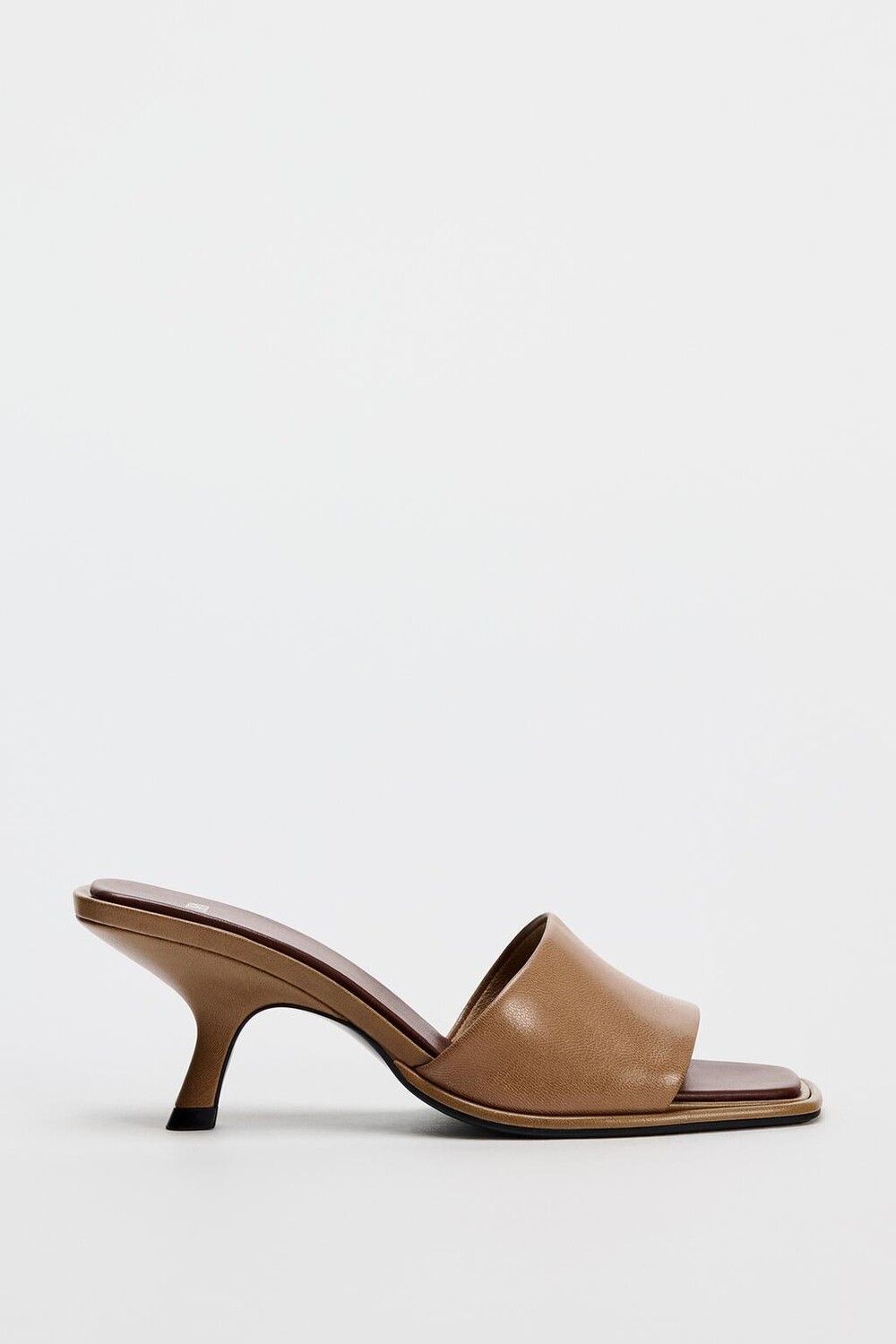 

Кожаные туфли на каблуке ZARA, коричневый