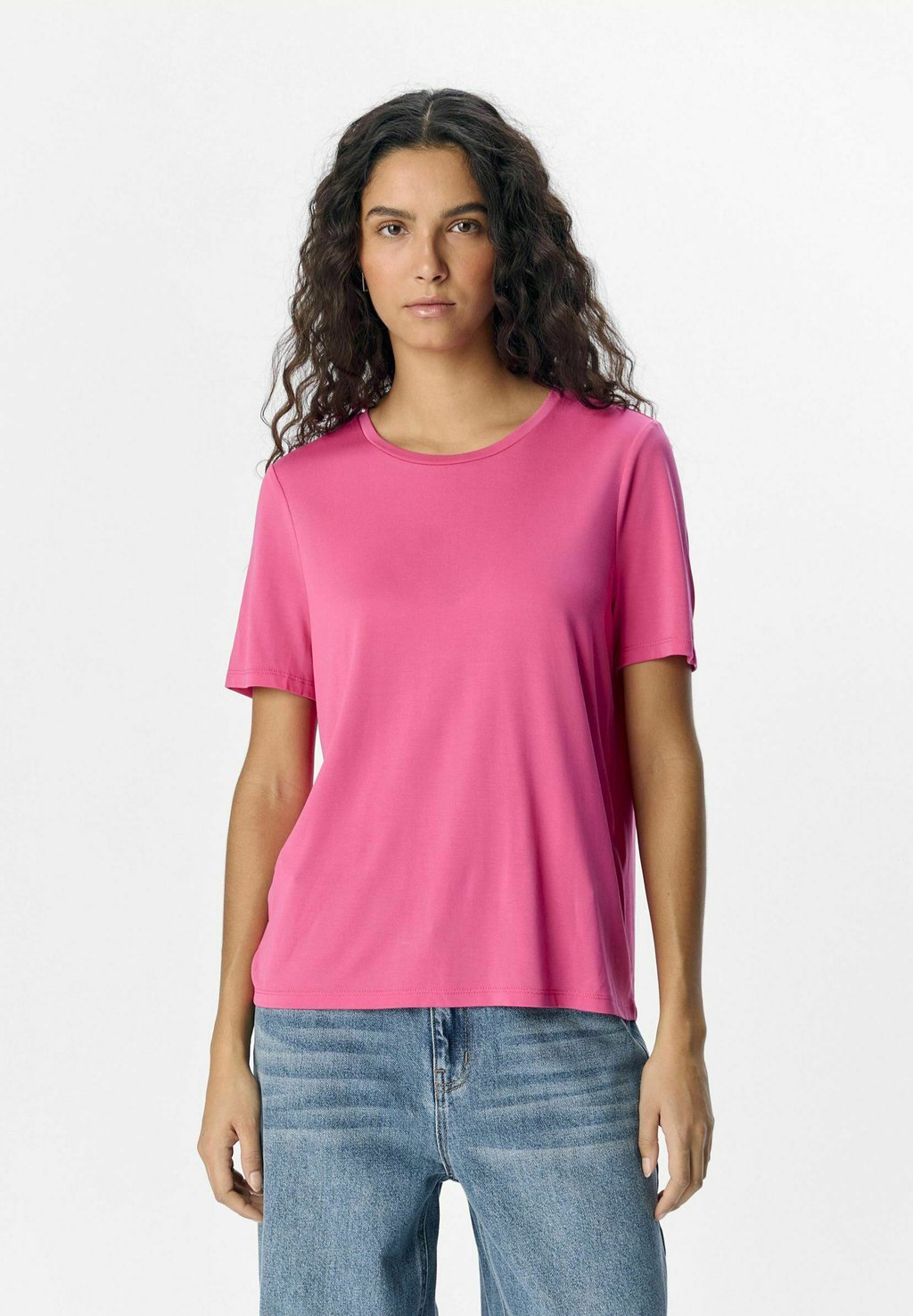 

Базовая футболка OBJANNIE NOOS Object, фуксия