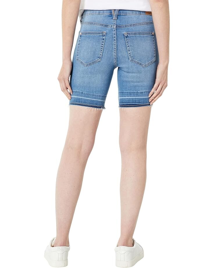 

Шорты U.S. POLO ASSN. 7" Mid-Rise Stretch Denim Destructed Bermuda in Medium Enzyme Wash, цвет Medium Enzyme Wash