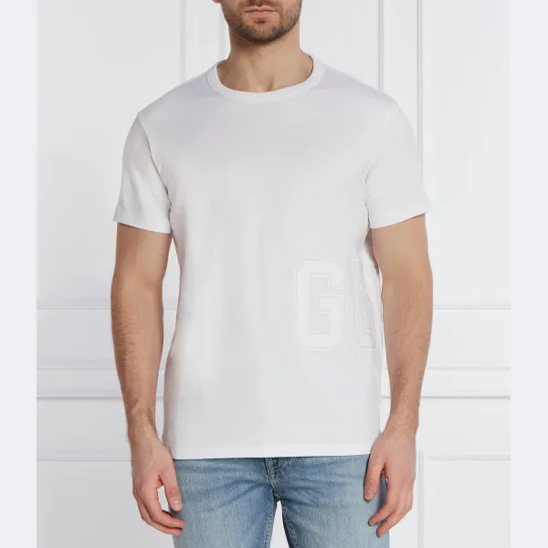 

Футболка стандартного кроя Guess, белый