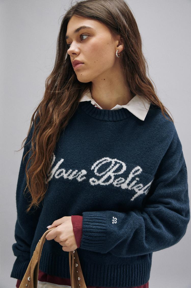 

Вязаный джемпер с надписью Pull And Bear, синий