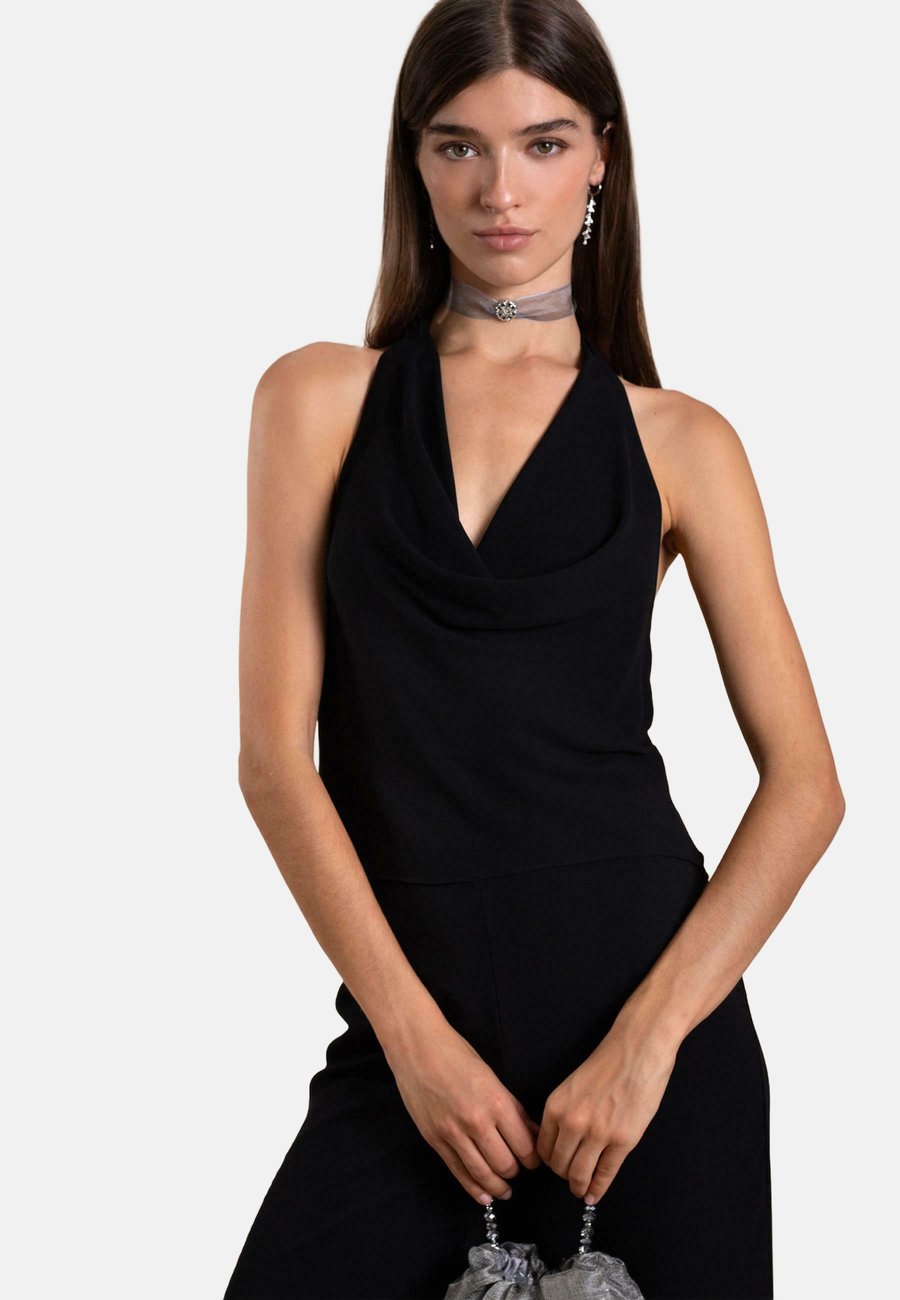 

Топ THE-ARE DE CUELLO HALTER CON ESPADA ABIERTA, Black