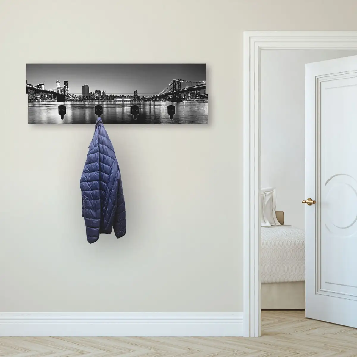 

Вешалка Artland "New York City Skyline Brooklyn Bridge", в частично собранном виде 90х30х2,8 см, черный