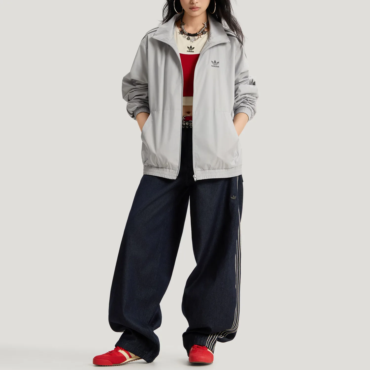 Куртка ADICOLOR TRACK Adidas Originals, светло-серый — фото 3
