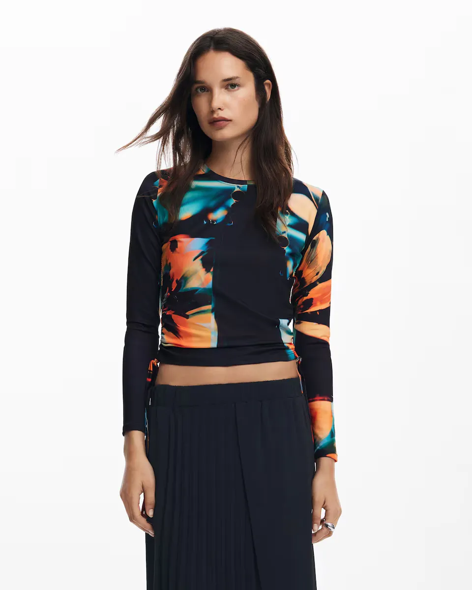 

Женская футболка с длинными рукавами и цветочным узором Desigual, черный