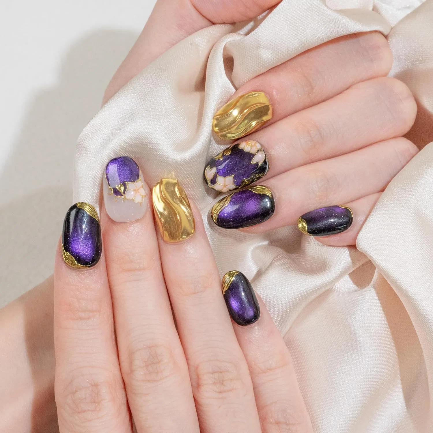Накладные ногти Sun&Beam Nails Handmade, короткие, круглые, с цветами Sun&Beam Nails, Xs — фото 2