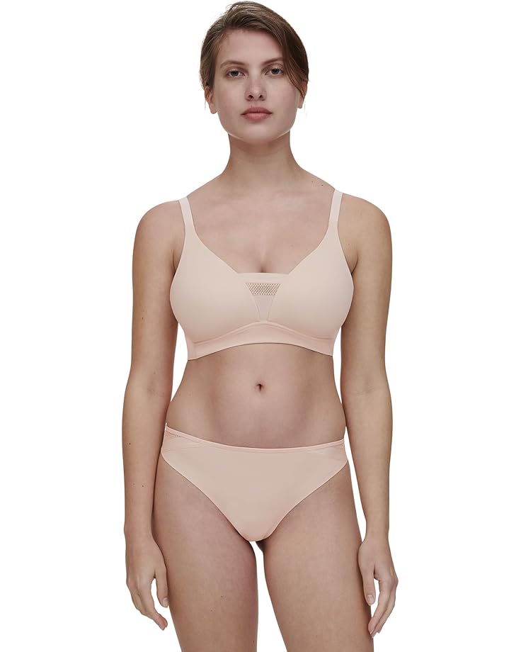 

Бюстгальтер Chantelle Easy Bliss Wireless T-Shirt Bra, цвет Nude Blush