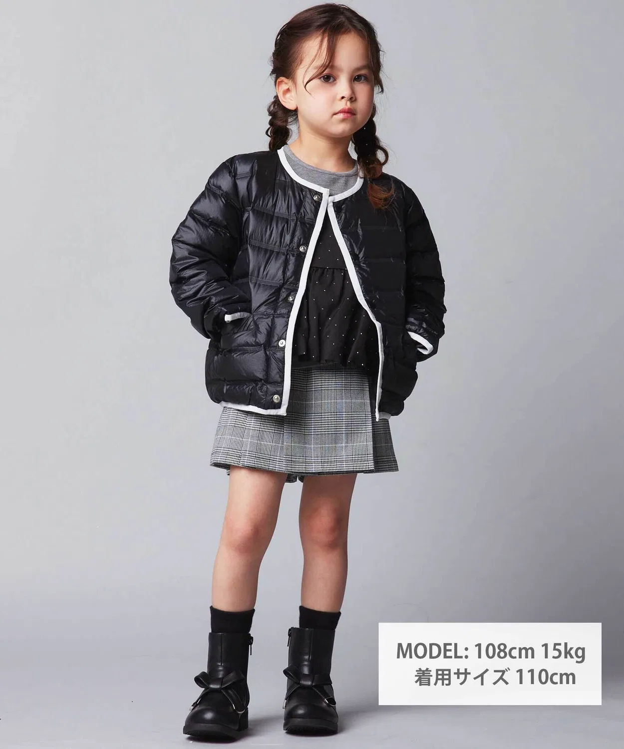 Пуховик лёгкий тафта с брендом BeBe, бежевый — фото 2