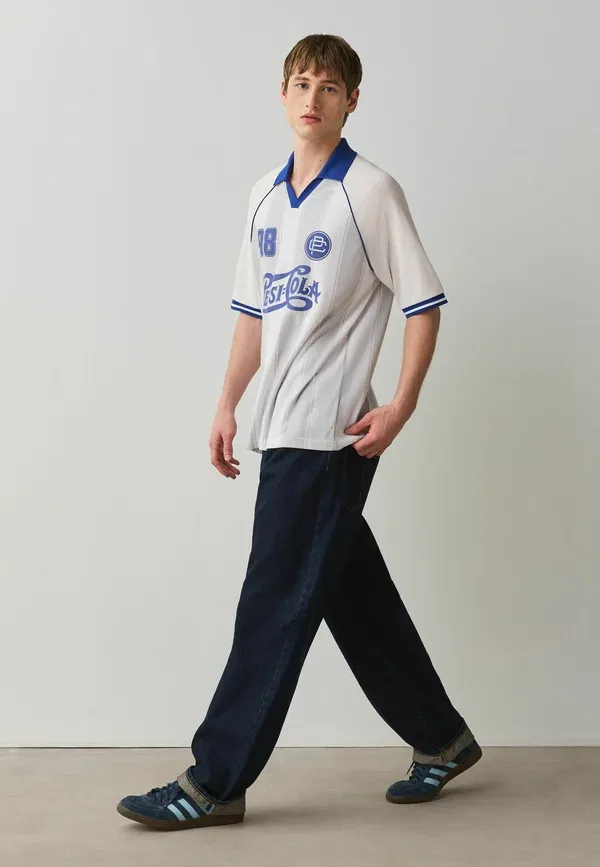 Футбольное поло Regular fit, бренд Next, модель polo shirt, белый — фото 2