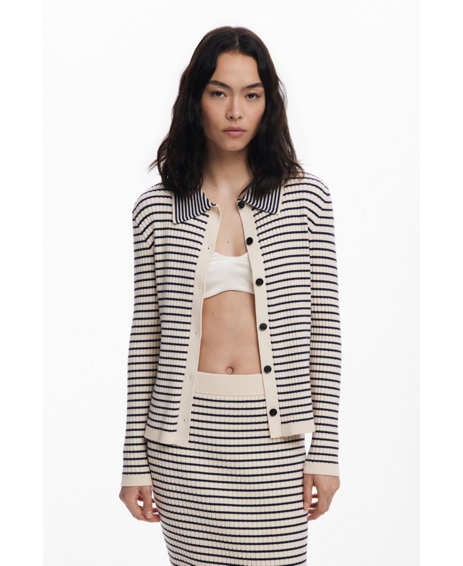 

Женский свитер-поло с воротником-стойкой и пуговицами Desigual, Medium beige