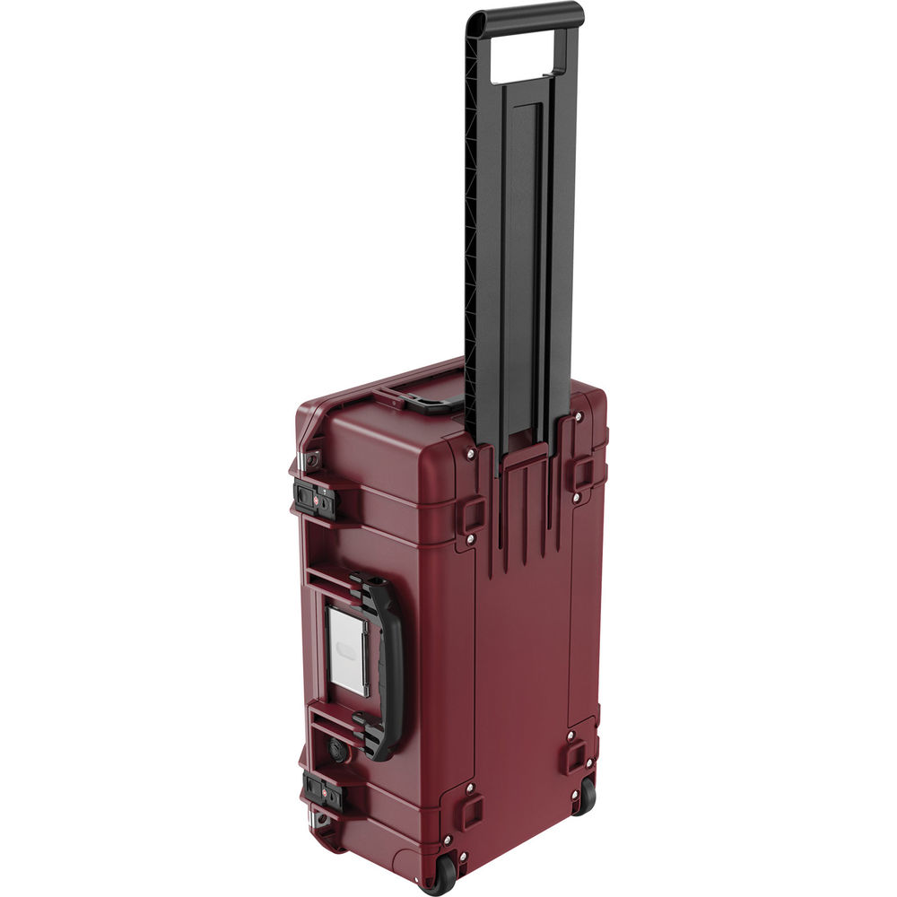 

Кофр для ручной клади на колесах Pelican 1535TRVL с крышкой-органайзером и упаковочными кубиками (цвет бычьей крови)