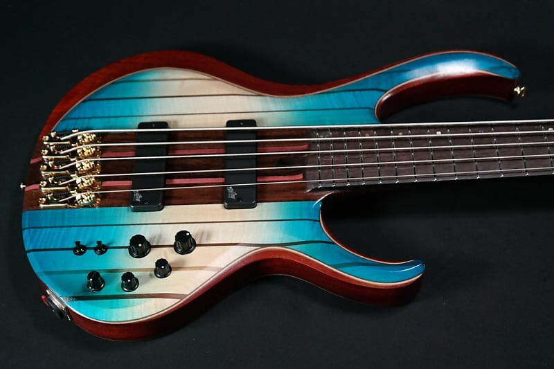 

Басс гитара Ibanez BTB1935 BTB Premium 5-String Bass, Panga Fretboard, Caribbean Islet Low Gloss - 106