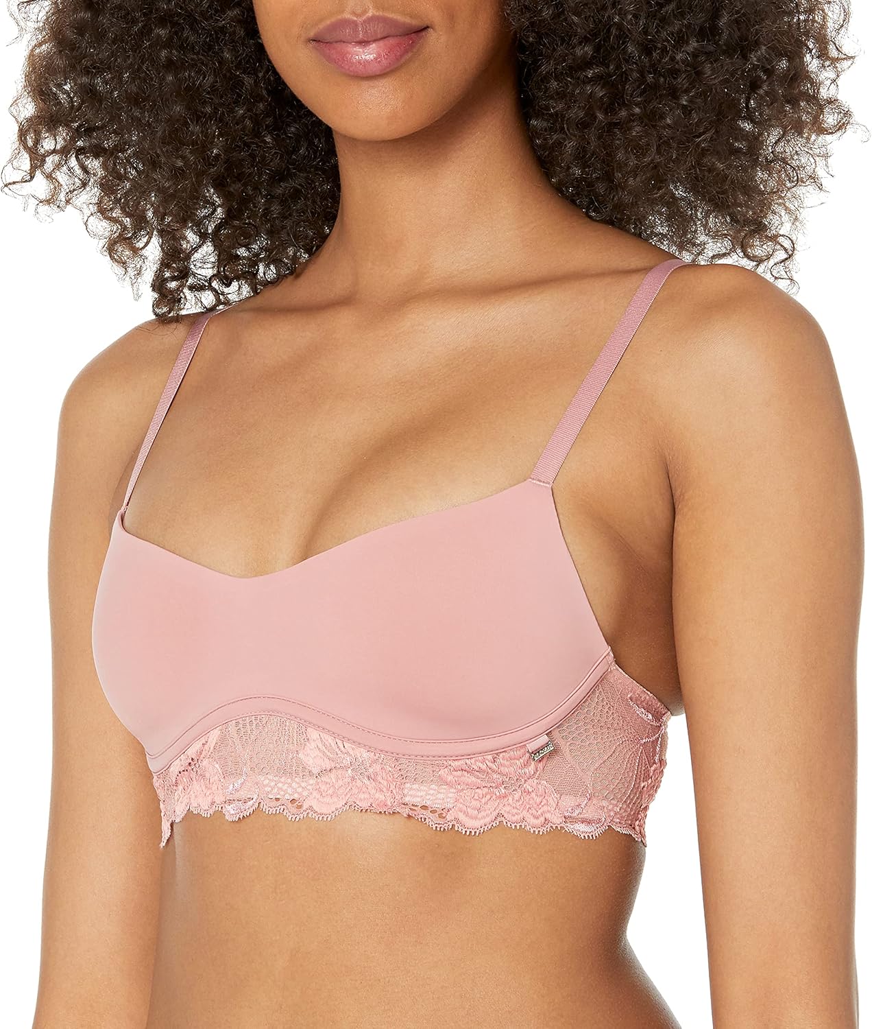 

Женский бюстгальтер-бралетт Calvin Klein Perfectly Fit Flex Lightly Lined без косточек, Fresh Pink Lace