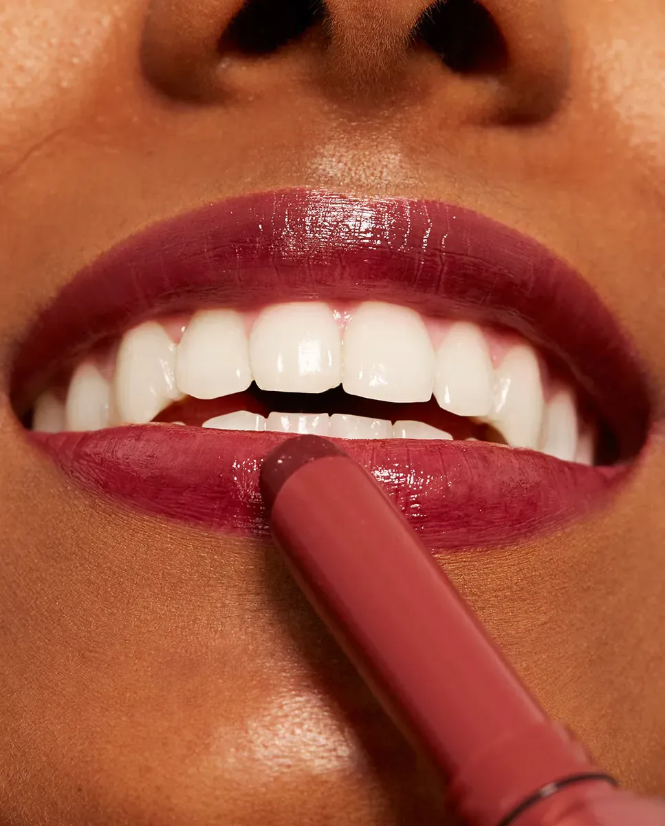 Увлажняющая помада цвета с сияющим финишем The Color Lip Glow 3Ina, 279 — фото 2