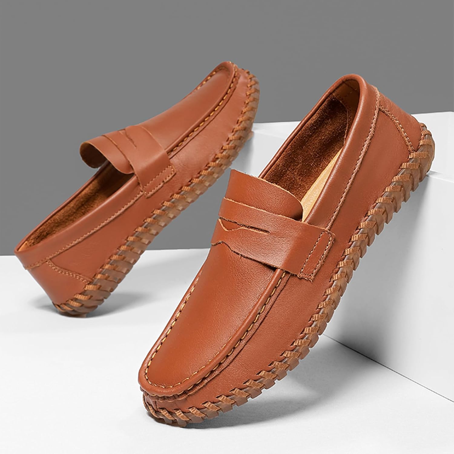 Мужские натуральные кожаные повседневные пенни-лоферы, slip on подошва, мягкая, легкая вождение мокасины, дышащие, удобные горизонтальные ботинки для ходьбы Qijozxn, светло-коричневый — фото 2