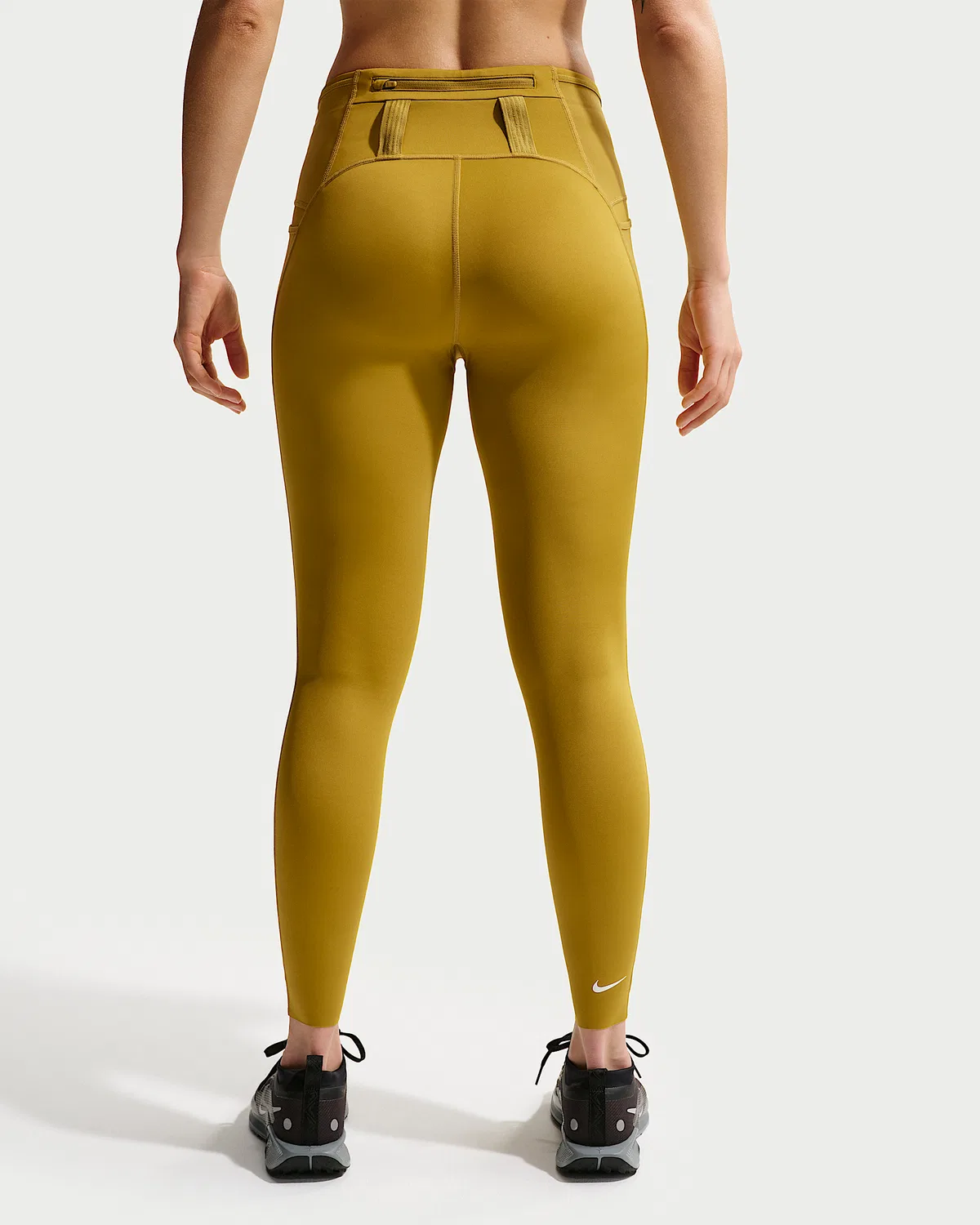 Женские леггинсы для трейлраннинга Nike ACG Dri-FIT с высокой посадкой 7/8, Peat Moss/Ironstone/Peat Moss/Summit White — фото 3
