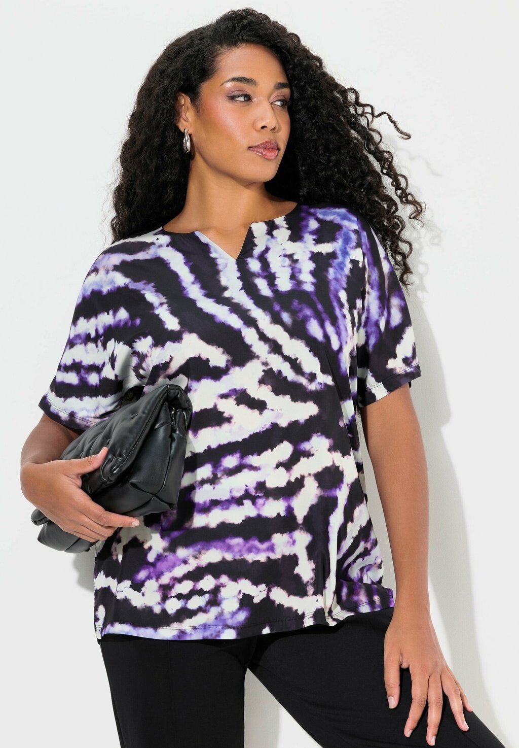 

Блуза TIE-DYE FRONT SHORT SLEEVE Ulla Popken, черный