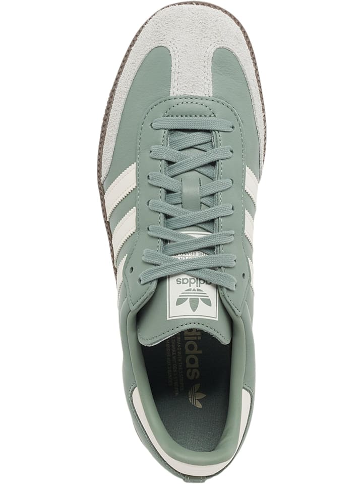 

Низкие кроссовки Adidas