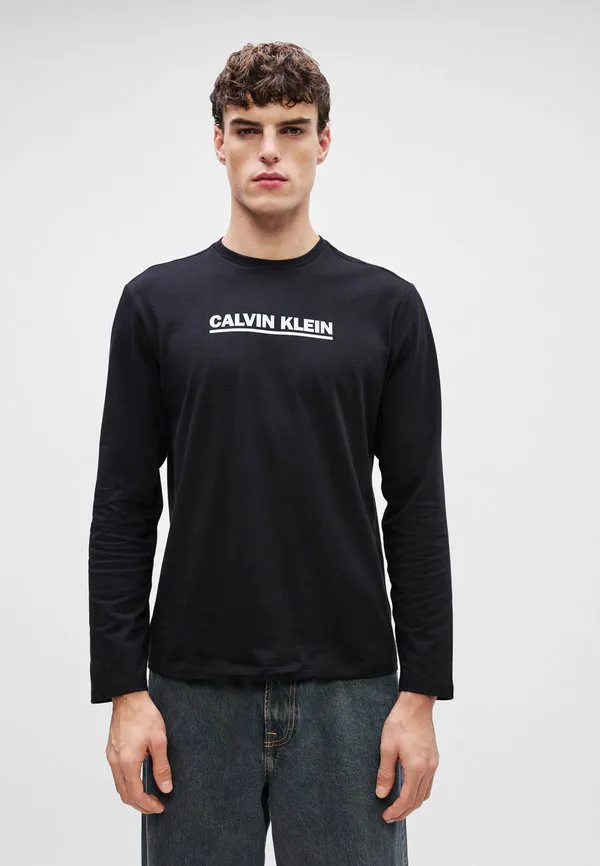 Яркая футболка с длинными рукавами и графическим принтом Calvin Klein, Black — фото 3