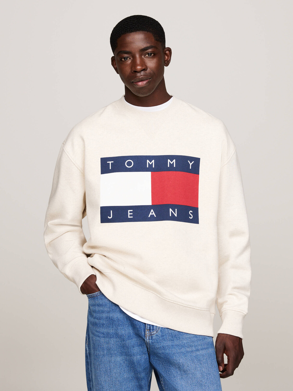 

Толстовка Tommy Jeans Loose fit, экрю